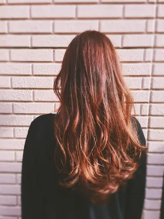 ロング 小林　ローズパープル カット＆カラー美容室のヘアスタイル
