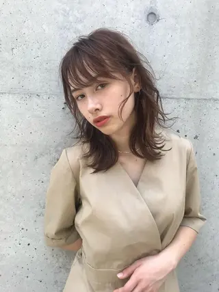 ミディアム カラー パーマ ヘアアレンジ 松田 亮葉のヘアスタイル