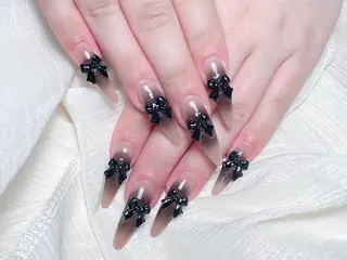 ネイル M🌷nail 長さだし専門店のネイルデザイン