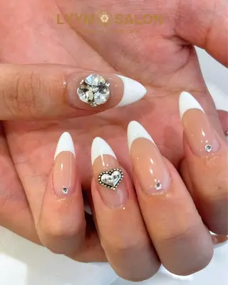 ネイル LYYM Salon ユキのネイルデザイン