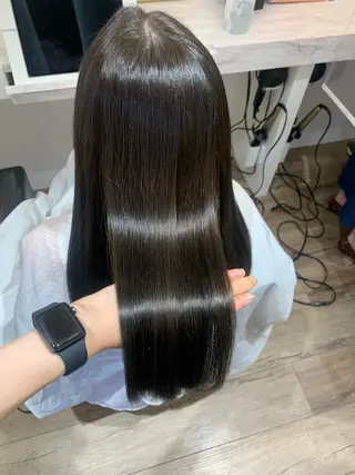 ロング 鈴木 麻希のヘアスタイル
