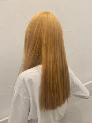 ロング カラー ミドウチ アヤカのヘアスタイル