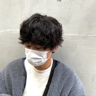 メンズ ショート/ウルフ ハイトーン/カイセイのヘアスタイル