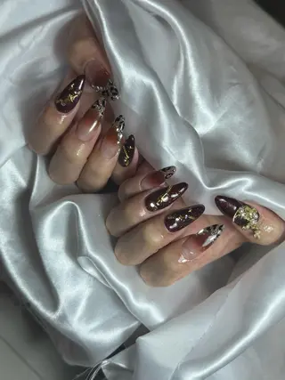 ネイル LAVISH 大和店 🤱子連れ大歓迎のネイルデザイン