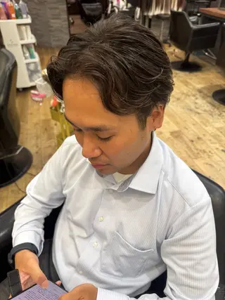 パーマ メンズ 辻田 七海のヘアスタイル