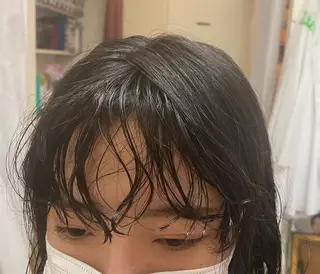 ミディアム パーマ 才門 真菜のヘアスタイル