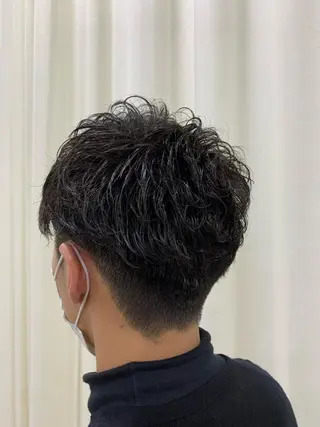 ショート パーマ メンズ 笠原 敦司のヘアスタイル