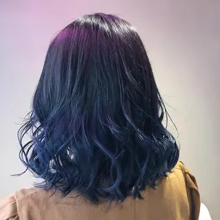 ミディアム カラー ヘアアレンジ KANAMI 🌏のヘアスタイル