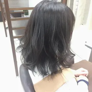 ミディアム セミロング カラー 大平 美沙のヘアスタイル