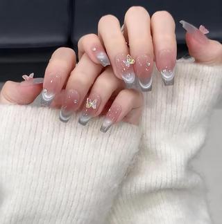 ネイル エリ🫧 nail池袋東口のネイルデザイン