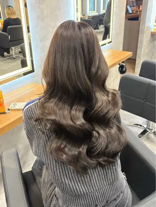 セミロング カラー ヘアアレンジ レイヤー×透明感カラ ーHAYATOのヘアスタイル