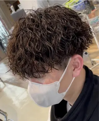 メンズ 虻川 天秀のヘアスタイル