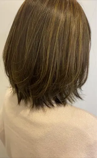 ミディアム カラー FILMS/sari /似合わせカットのヘアスタイル