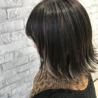 ショート カラー Oopsレイヤー 加藤澄都のヘアスタイル