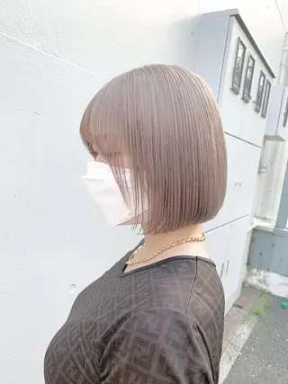 ショート カラー 🫧艶ダブルカラー ブリーチ🫧トモヤのヘアスタイル