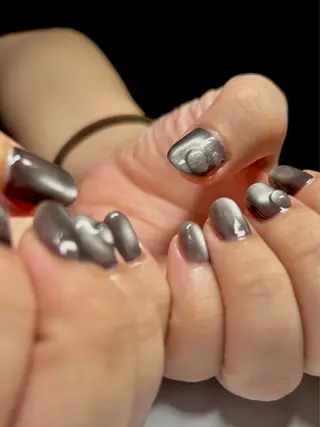 ネイル AMUCI NAIL Shihomiのネイルデザイン