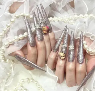 ネイル WISTERIA SAKAEのネイルデザイン