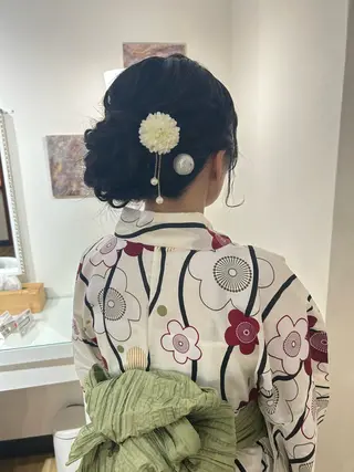 ヘアアレンジ make room Blissのヘアスタイル