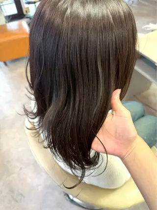 セミロング SiLO Yukinaのヘアスタイル