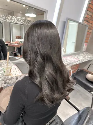 セミロング quill クイル　ツボイタクマのヘアスタイル