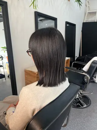 ミディアム 中津川 愛恵のヘアスタイル