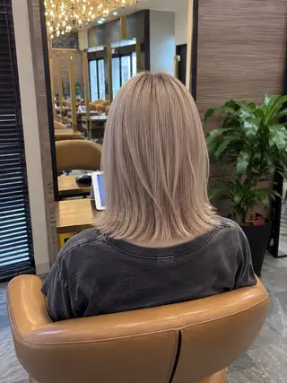 カラー 佐藤 糸のヘアスタイル
