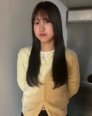 カラー たけかわ みちのヘアスタイル