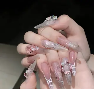 ネイル D-BEAUTY Nailsalonのネイルデザイン
