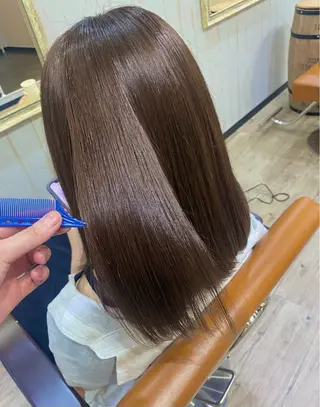 セミロング カラー 桑原 由理のヘアスタイル