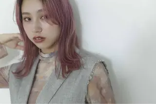 マツエク・マツパ 谷 なづきのヘアスタイル