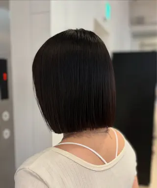 ショート カラー 上田 涼香のヘアスタイル