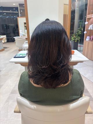 ミディアム パーマ 川又 愛美のヘアスタイル