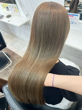 ロング カラー YUI/透明感 ブリーチ❕髪質改善のヘアスタイル