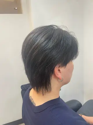ミディアム メンズ ブリーチ無しカラー/ ハイトーンAKI🍎のヘアスタイル