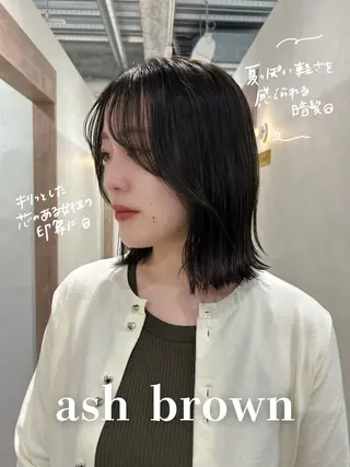 ミディアム カラー SALOWIN栄 三丁目 木戸里実のヘアスタイル