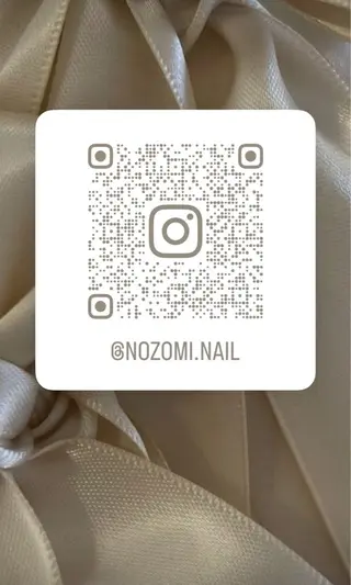 ネイル nozomi 🐏手描きニュアンスのネイルデザイン