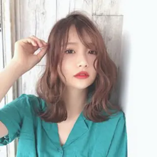 セミロング U Kのヘアスタイル