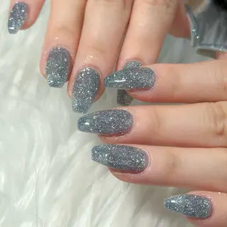ネイル LAVISH momoneのネイルデザイン