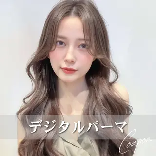 ロング パーマ SOURCE枚方🫧 透明感カラー/ケアのヘアスタイル