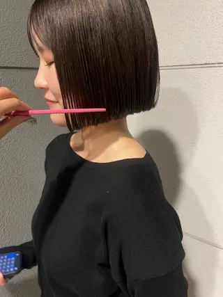 ショート カラー にこ / ボブカットのヘアスタイル