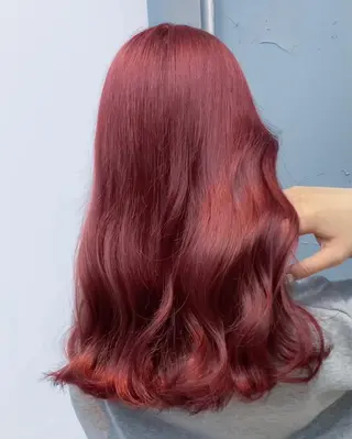 セミロング カラー 横尾 歩のヘアスタイル