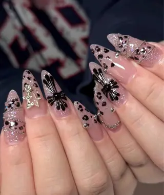 ネイル WO MIAO💎のネイルデザイン