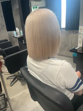 ショート _WHITE 佐伯 碧のヘアスタイル