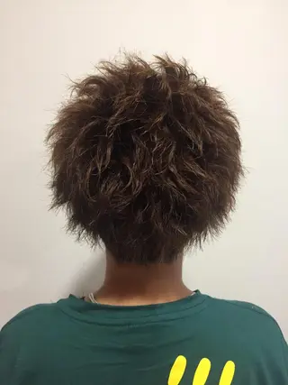 ショート パーマ 川上 恵里香のヘアスタイル