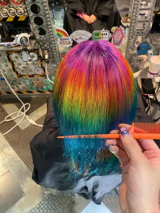 ショート カラー ヘアアレンジ ♮やっしー♮ 🌈派手髪🌈のヘアスタイル