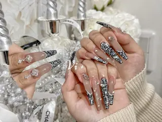 ネイル ✨Nailsalon Vi+✨のネイルデザイン