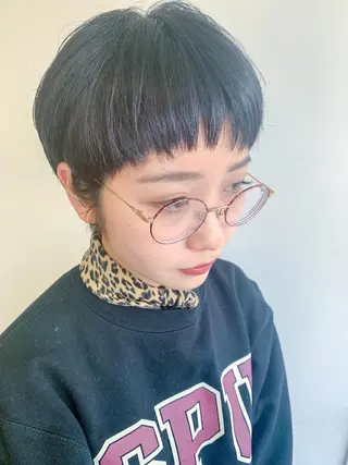 ショート 💜ショート💜 ウルフ、ボブ二色亜美のヘアスタイル