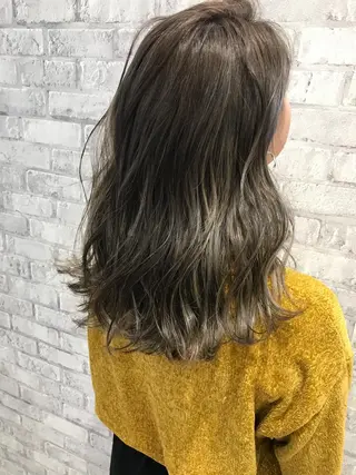 ロング カラー Oopsレイヤー 加藤澄都のヘアスタイル