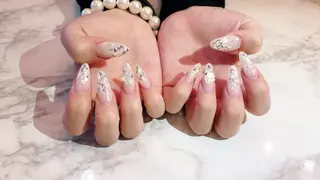 ネイル noix nail &eyeのネイルデザイン