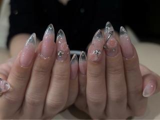 ネイル Looogネイリスト 織戸のネイルデザイン